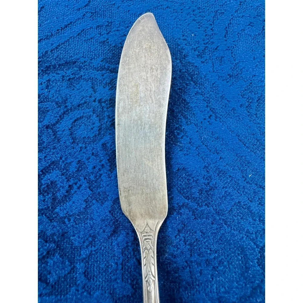 Wm A Rogers Oneida Silverplate Butter Spreader 1937 Surf Club Pattern A1 Plus